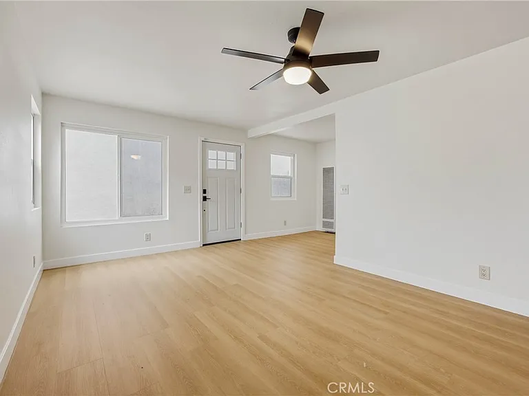 443 Bent St — Photo 2