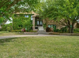 310 James Dr, Heath, TX 75032