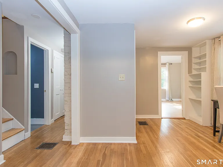 211 New Canaan Rd — Photo 30