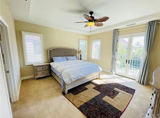 71 Thornapple, Irvine, CA 92620