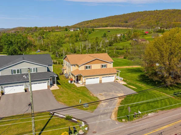19 Kachinka Hollow Rd, Berwick, PA 18603