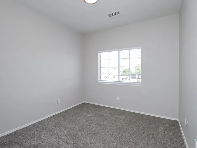 14823 W Dovestar Dr — Photo 12