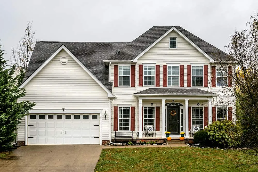 180 David Cir photo 1