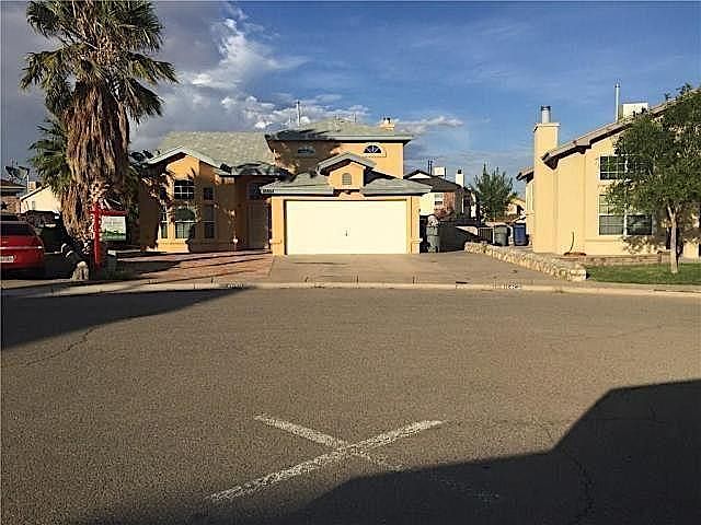 1st image of 10804 Desert Sands Pl