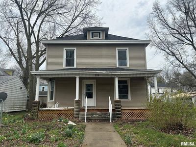 219 S Prairie St, Jacksonville, IL, 62650