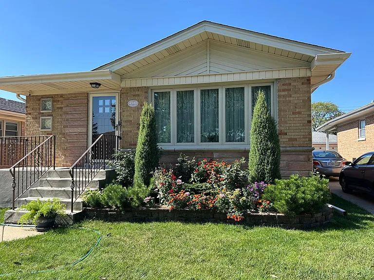 4340 N Oketo Ave — Photo 2