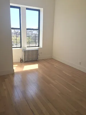 Rented by Lang Realty LLC | media 6