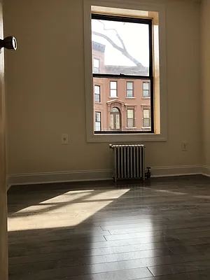 Rented by BRICK & GALO REALTY CORP | media 22
