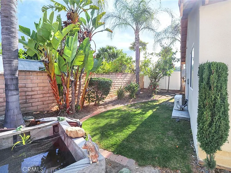 1621 Butternut Way #B — Photo 19