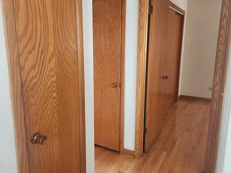 8926 N Wisner St #2 — Photo 9