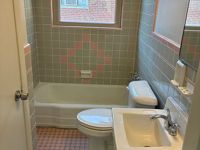 803 Hermosa Ave #803 — Photo 4