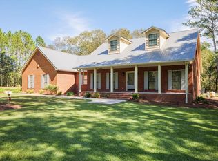 6310 Peters Rd, Ray City, GA 31645