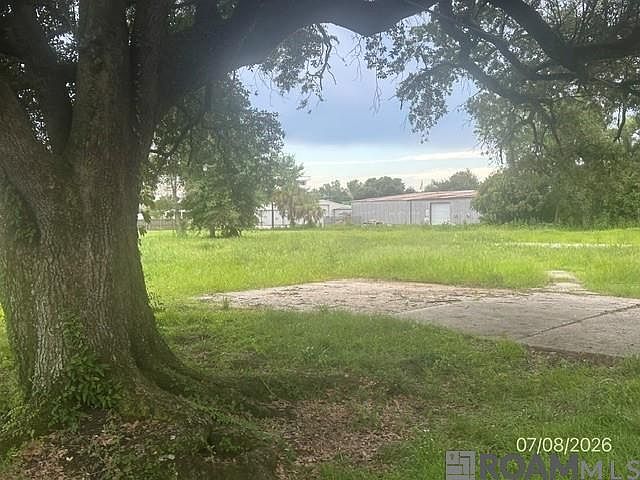 1st image of 710 S Pleasant Ave