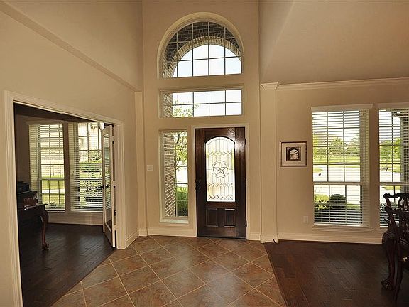 2nd image of 19503 Bella Arbor Ln