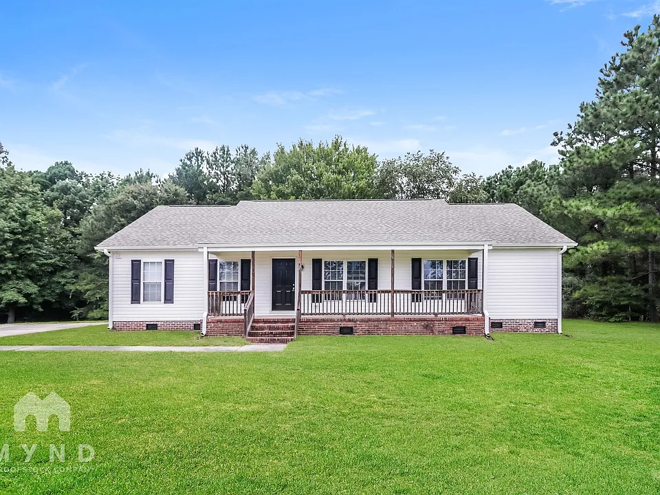 215 Clear Water Dr