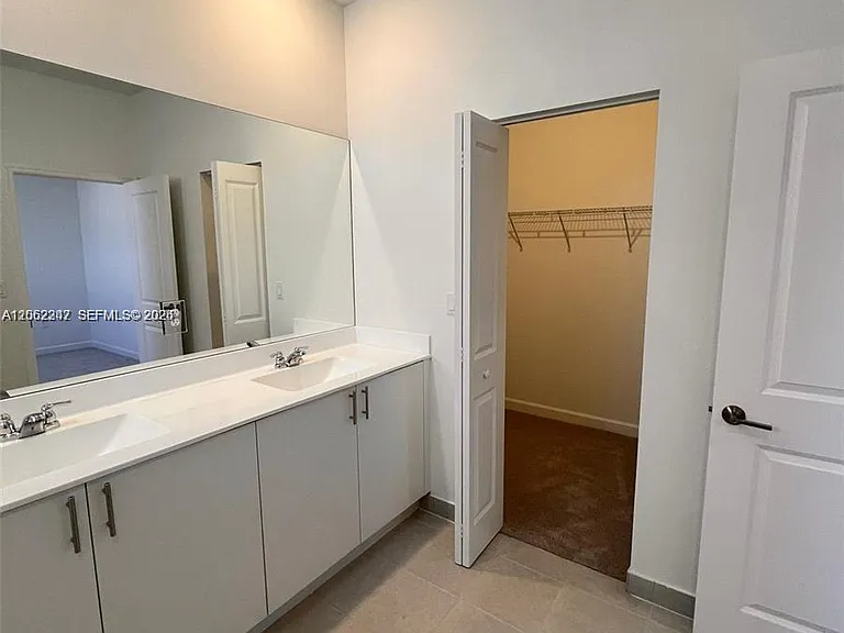 23055 SW 129th Ct — Photo 3
