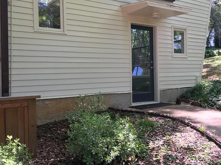 599 E Morningside Dr NE #1 — Photo 2