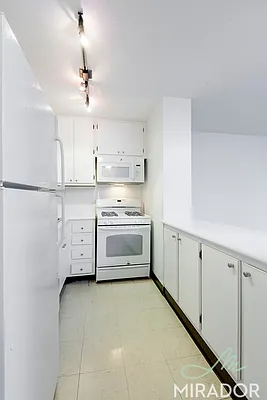 Rented by Mirador Real Estate | media 17