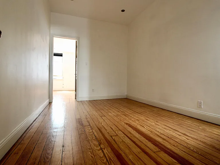 2021 Woodbine St #2FLL — Photo 9