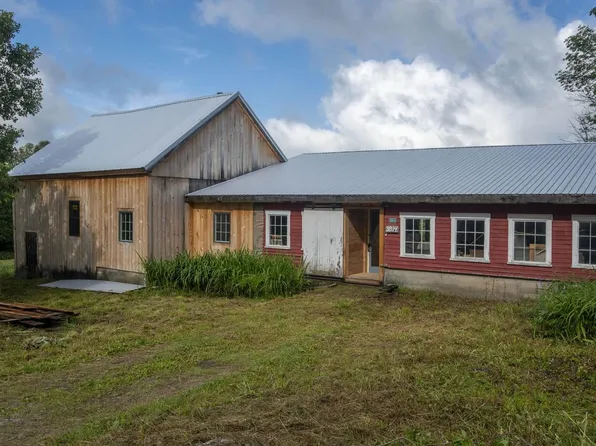 3814 East Hill Road, Plainfield, VT 05667-9617