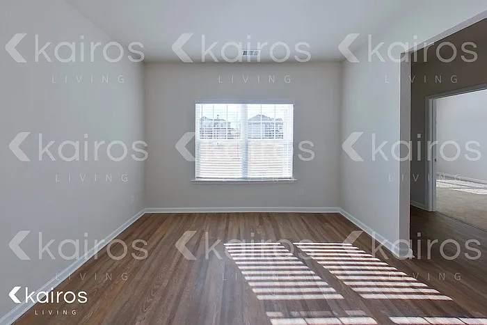3494 Bridgewood Dr — Photo 10