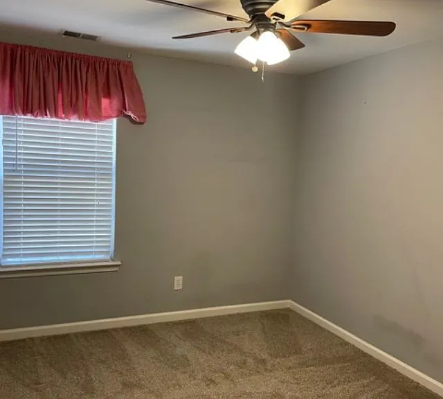 4684 Liberty Square Dr — Photo 22