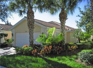 927 Magdalena Rd, Palm Beach Gardens, FL 33410