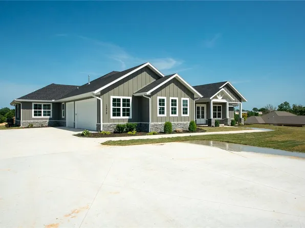 12218 Rutherford Rd, Gentry, AR 72734