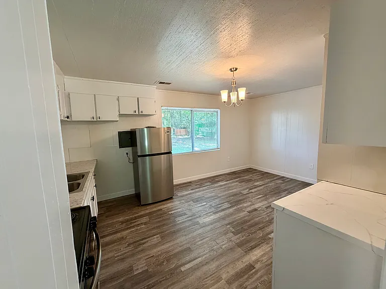 248 Quiet Circle Dr — Photo 7