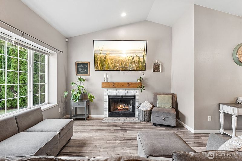 5th image of 26011 188th Avenue SE