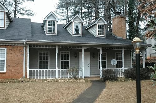 1st image of 631 Fairfax Pl