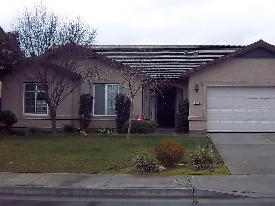 1st image of 2129 W Picadilly Ln