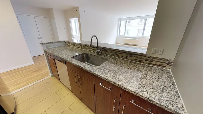 Rented by UDR | media 12