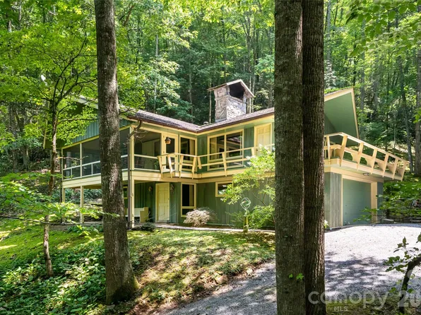 31 McClure Creek Rd, Canton, NC 28716