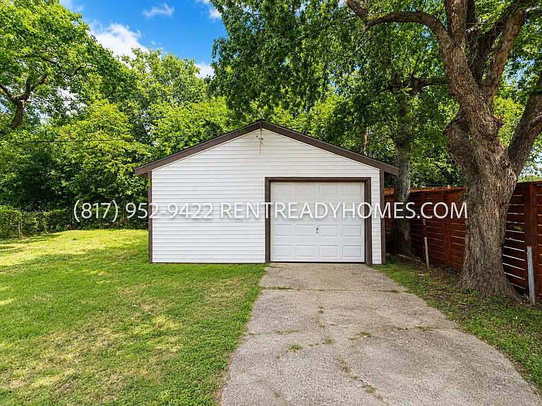 6507 Myrtle St — Photo 3