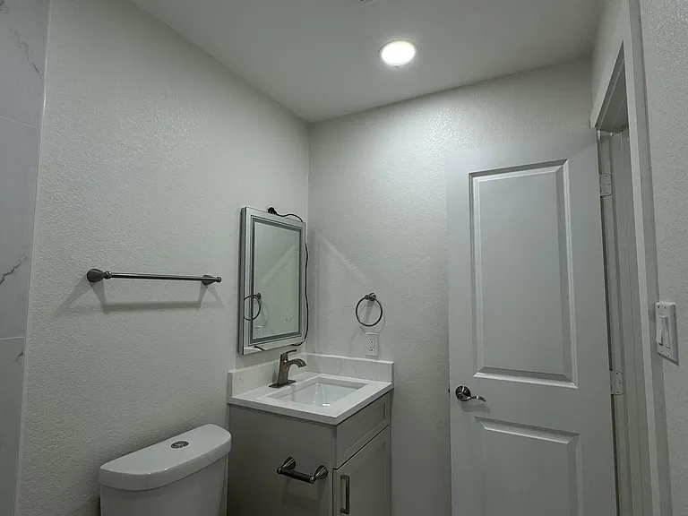 625 Camilla Ln #625 — Photo 9