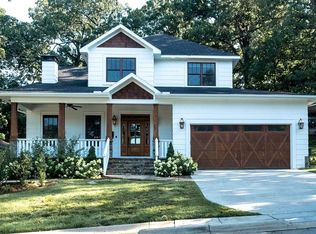 458 W Prospect St, Fayetteville, AR 72701