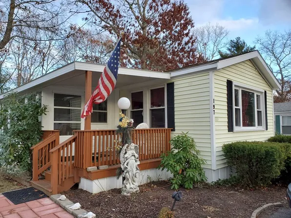 197 Windswept Rd, West Wareham, MA 02576