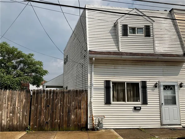 1957 Straubs Ln, Pittsburgh, PA 15212