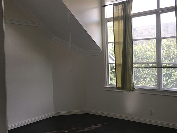 3rd image of 50 Arlington Dr #3