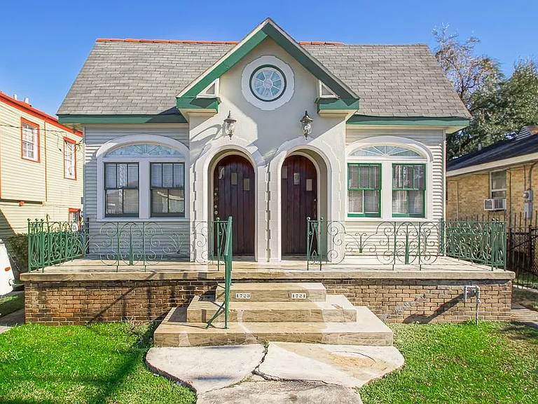 1721 Congress St — Photo 1