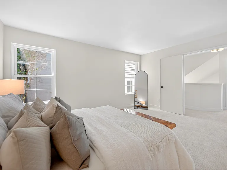726 Buena Vista Pl — Photo 17