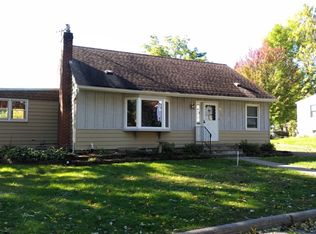 6041 Upper 44th St N, Oakdale, MN 55128