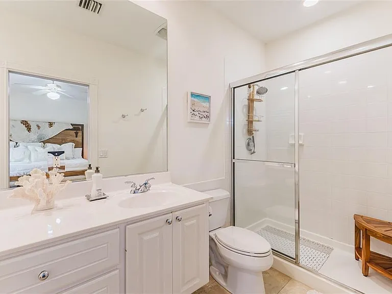 1564 Napoli Dr W — Photo 19