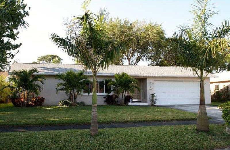 1st image of 7766 Bristol Ct