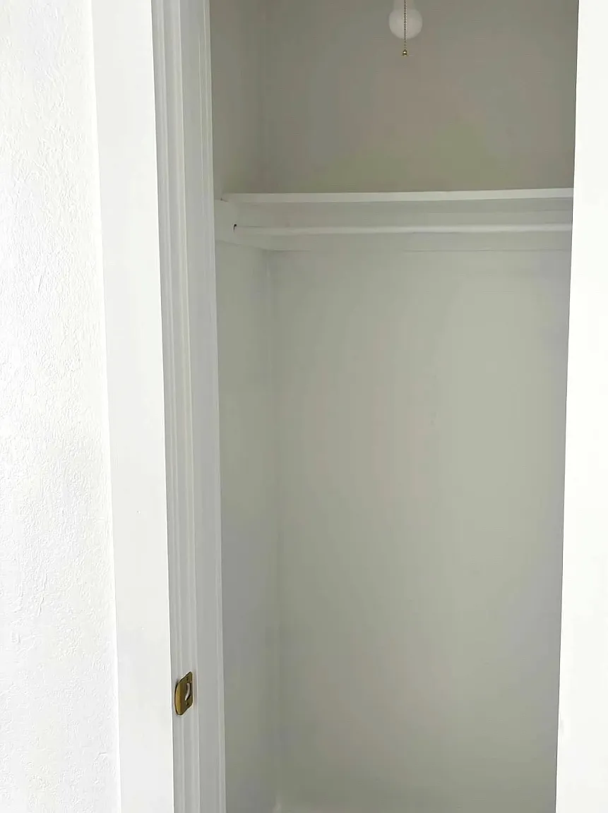 3 bed, 946 sqft, $1,000 — Photo 4