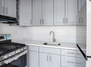 532 Louisiana Ave APT 2, Brooklyn, NY 11239