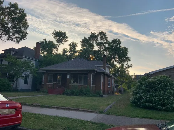 916 S 5th St, Terre Haute, IN 47807