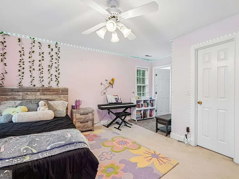 3302 Greencastle Way NE — Photo 37