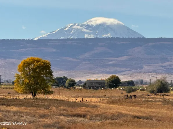 Nka Loudon Rd, Harrah, WA 98933